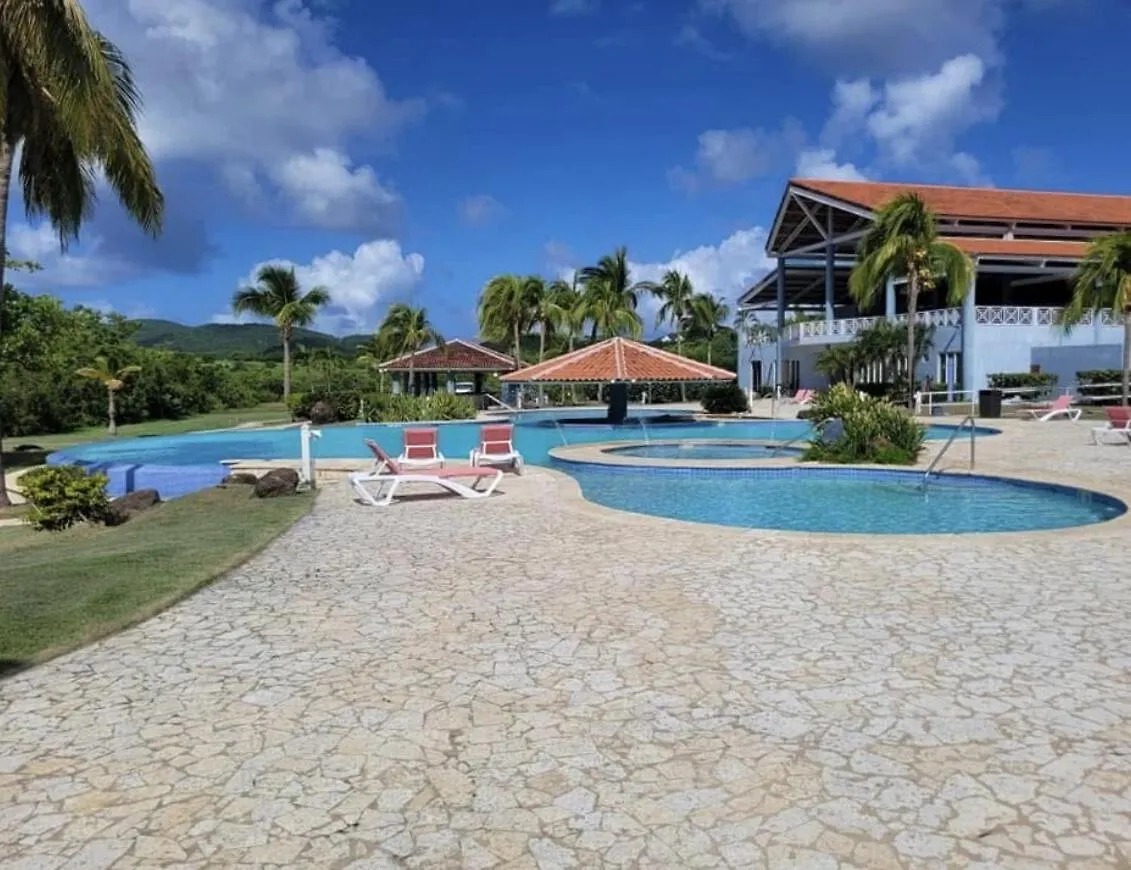 Costa Bonita Villas - Bldg 15 - Ocean View Studio - Resort Pool - Culebra, Pr